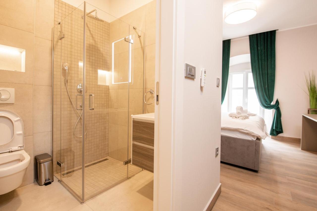 Deluxe Apartments & Rooms Revis Rijeka Exterior photo